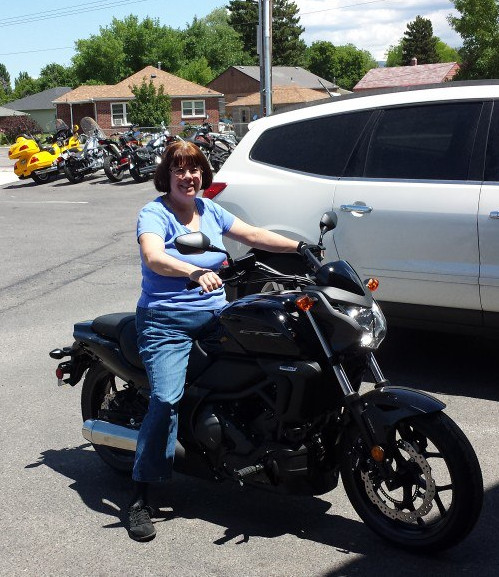Cheri on her new 2014 CTX700NDE at the dealer